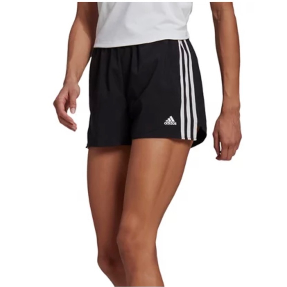 NWT ADIDAS L Active Shorts